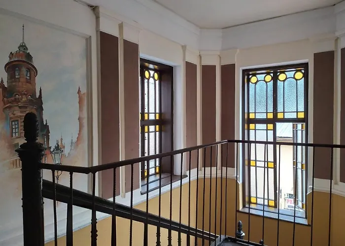 Apartman двоповерхові мілена у центрі з балконом, та паркінгом