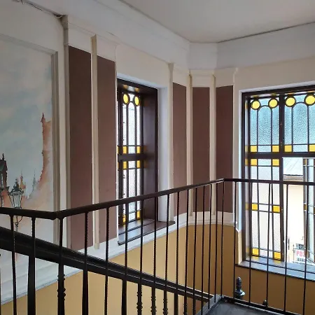 Apartmán двоповерхові мілена у центрі з балконом, та паркінгом