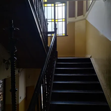 двоповерхові мілена у центрі з балконом, та паркінгом Appartement *