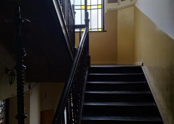 двоповерхові мілена у центрі з балконом, та паркінгом 아파트 *