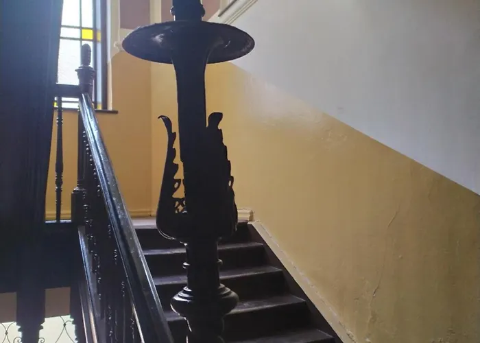 двоповерхові мілена у центрі з балконом, та паркінгом Apartment Lviv